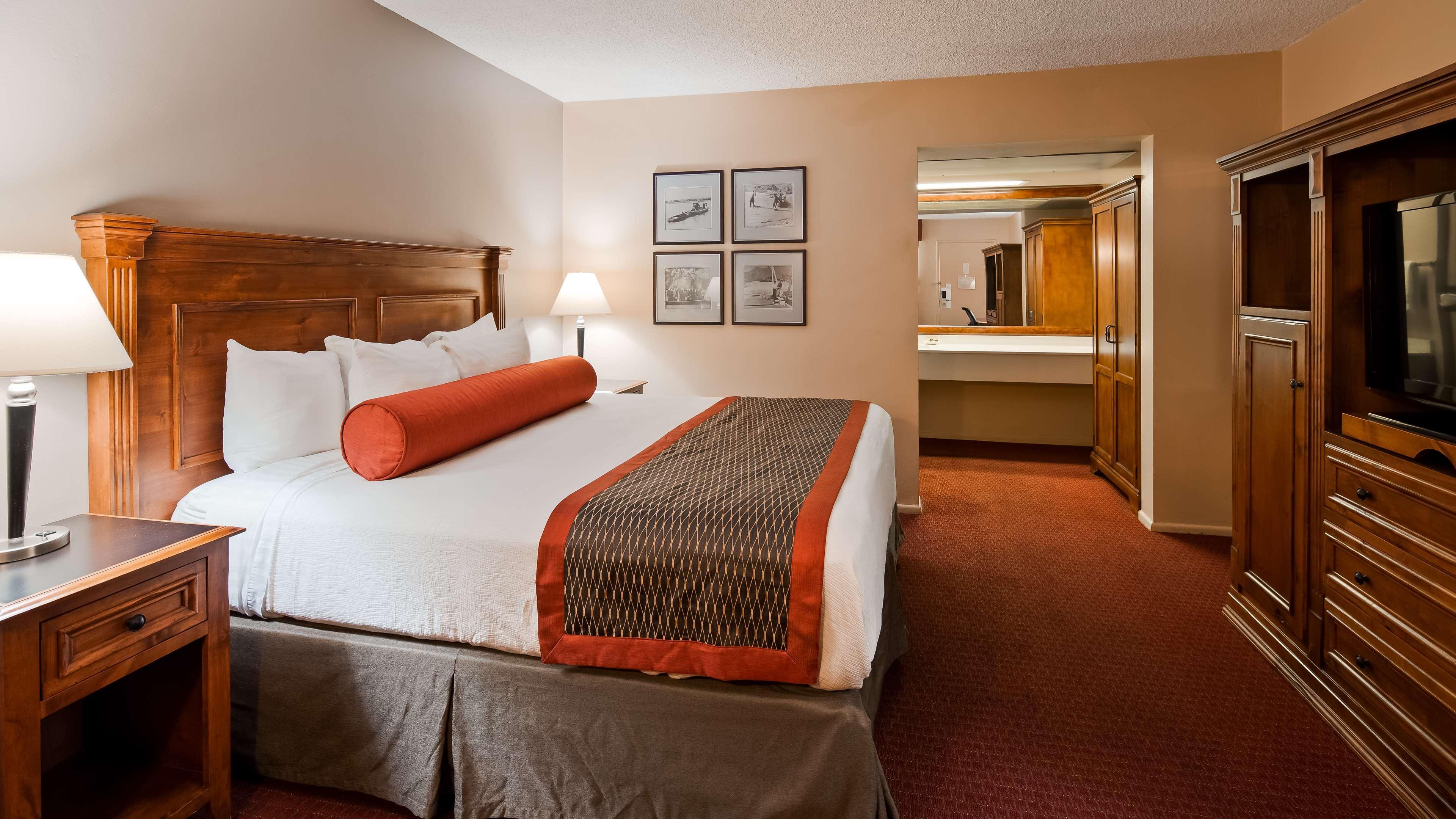 Best Western Plus King'S Inn And Suites Кингман Экстерьер фото