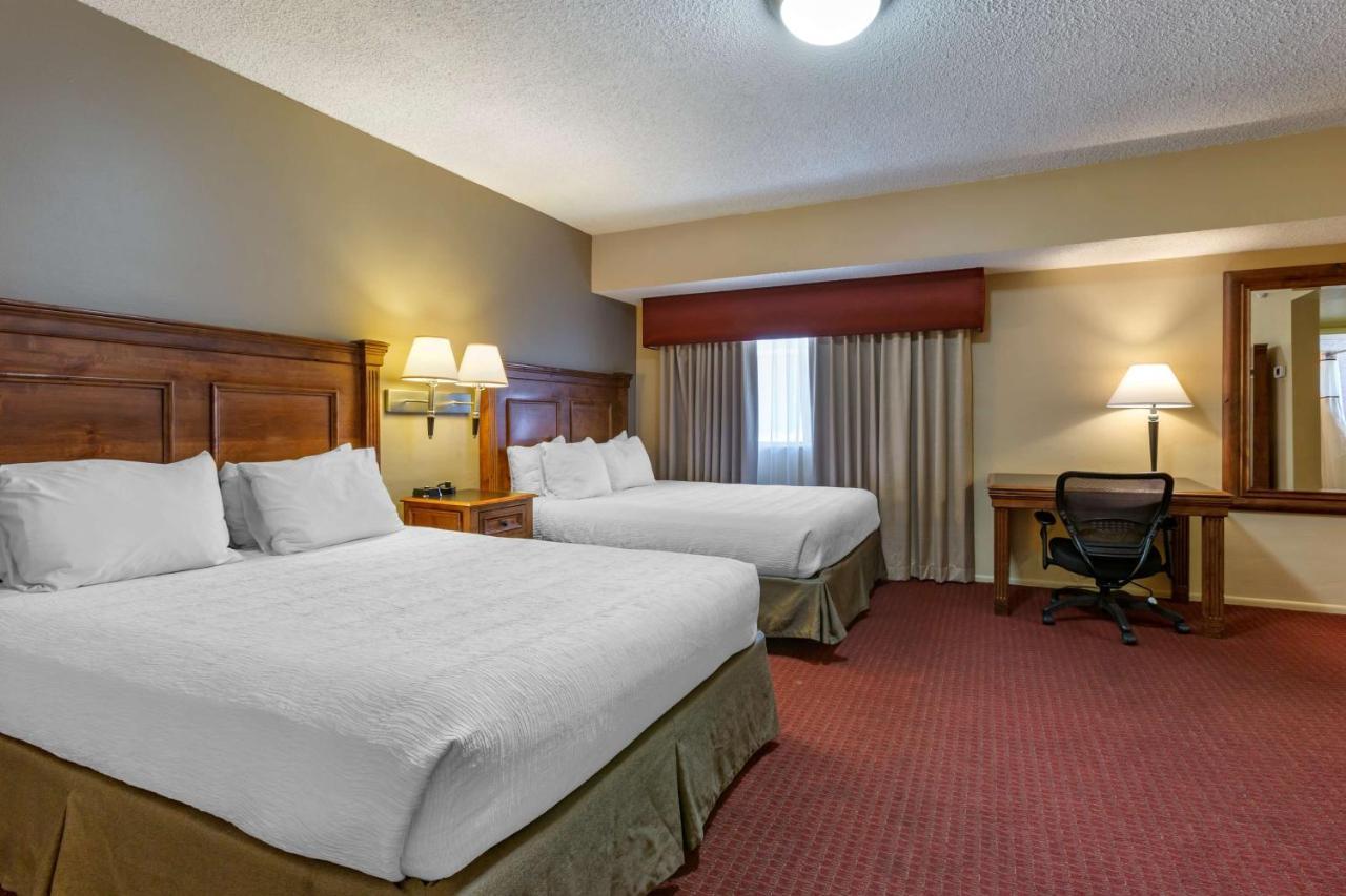 Best Western Plus King'S Inn And Suites Кингман Экстерьер фото