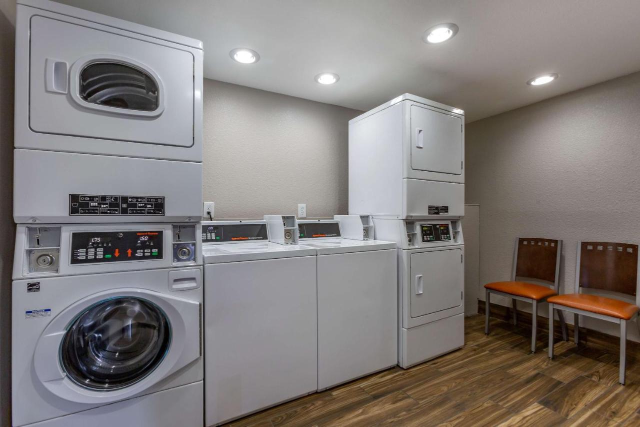 Best Western Plus King'S Inn And Suites Кингман Экстерьер фото